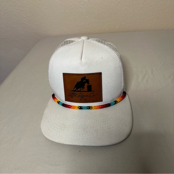 Little Rogue Co White Hat with Multicolor Band - Picture 2 of 6